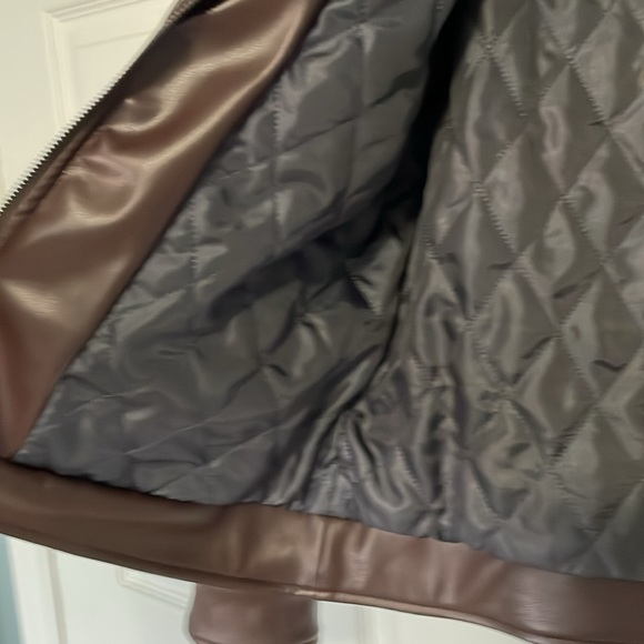 Michael Strahan spring/fall jacket.  Medium, slim fit, waterproof PU fabric - Picture 3 of 6